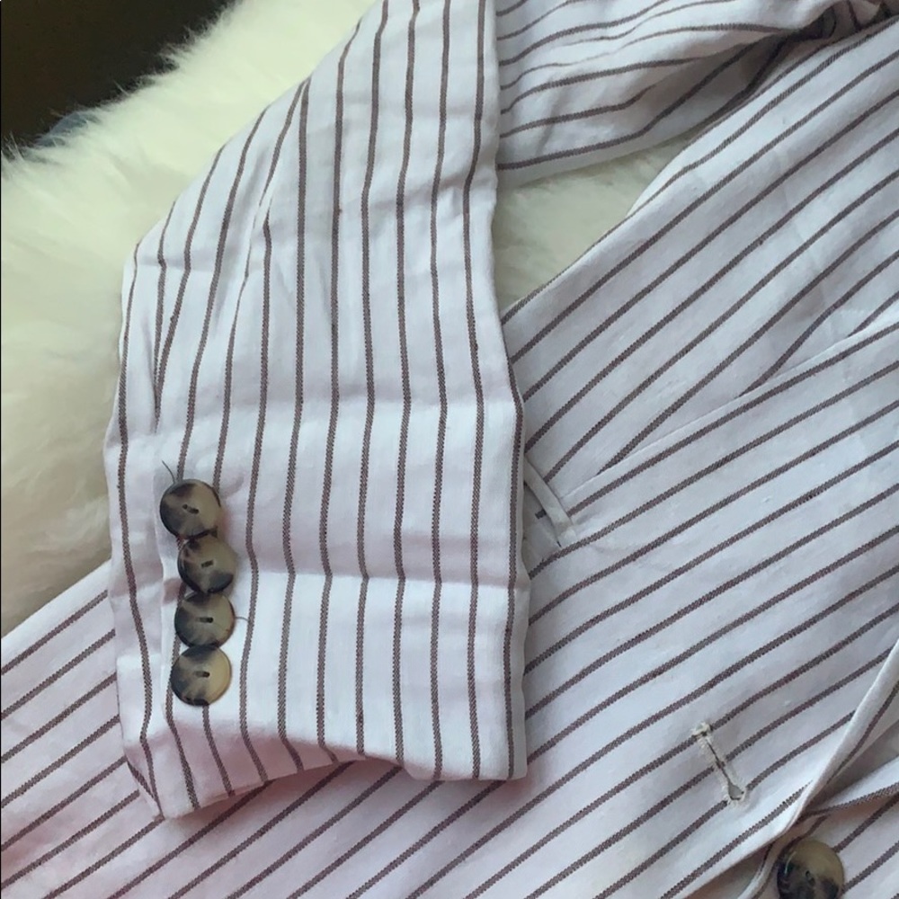 Blazer - Picture 5 of 6